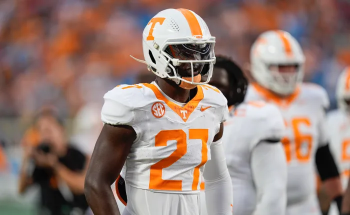 Tennessee Vols edge rusher James Pearce is reportedly falling down some NFL draft boards due to…