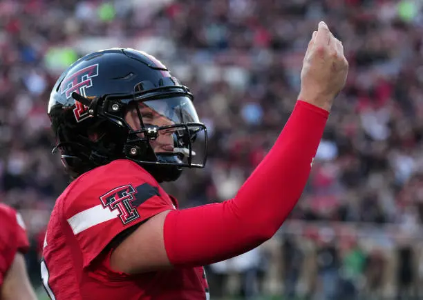 Texas tech raiders confirmed the signing of 4 star quarterback…