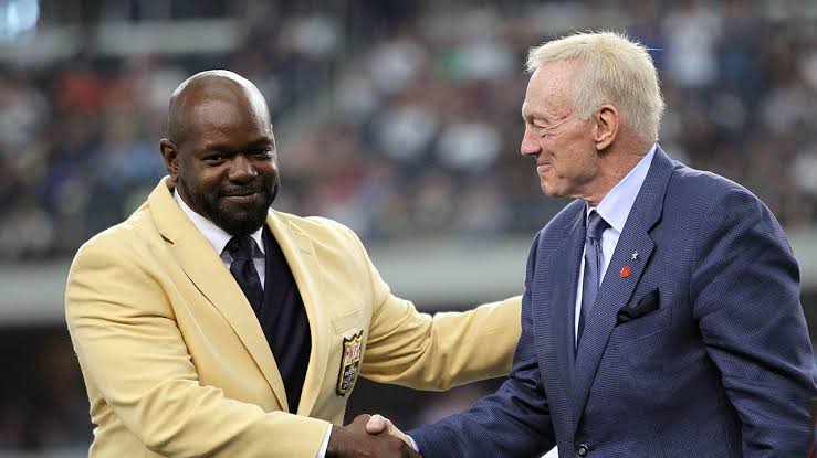 Emmitt Smith Questions Cowboys’ Hiring of Brian Schottenheimer