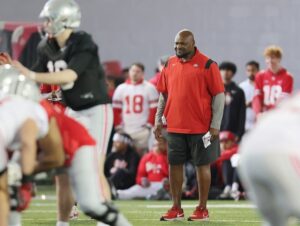 Ohio State Football Offers Top Texas Edge Rusher: Buckeye Breakfast