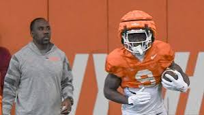 5 Clemson Players Impress Dabo Swinney This Spring, Led by Gideon Davidson