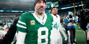 Pittsburgh Steelers Set to Land Aaron Rodgers in $60M Deal Amid Giants Interest