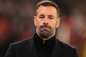 Leicester City otpustio Ruuda van Nistelrooya s trenutnim učinkom